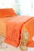 Bout de Lit en velours de coton matelassé Vague Orange