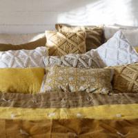 Coussin Macramé Ocre